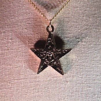 Small GOLD Pentagram Necklace | Power Jewelry